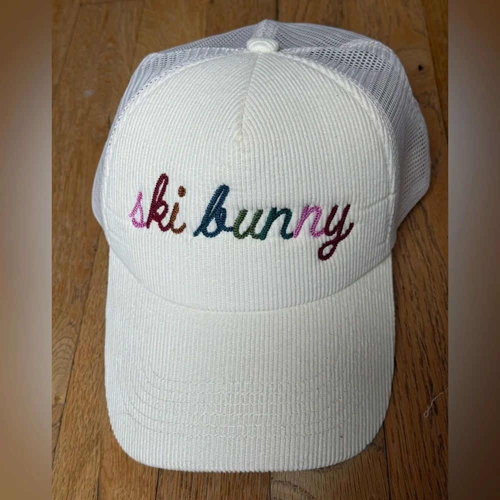 Anthropologie hat - Picture 2 of 8